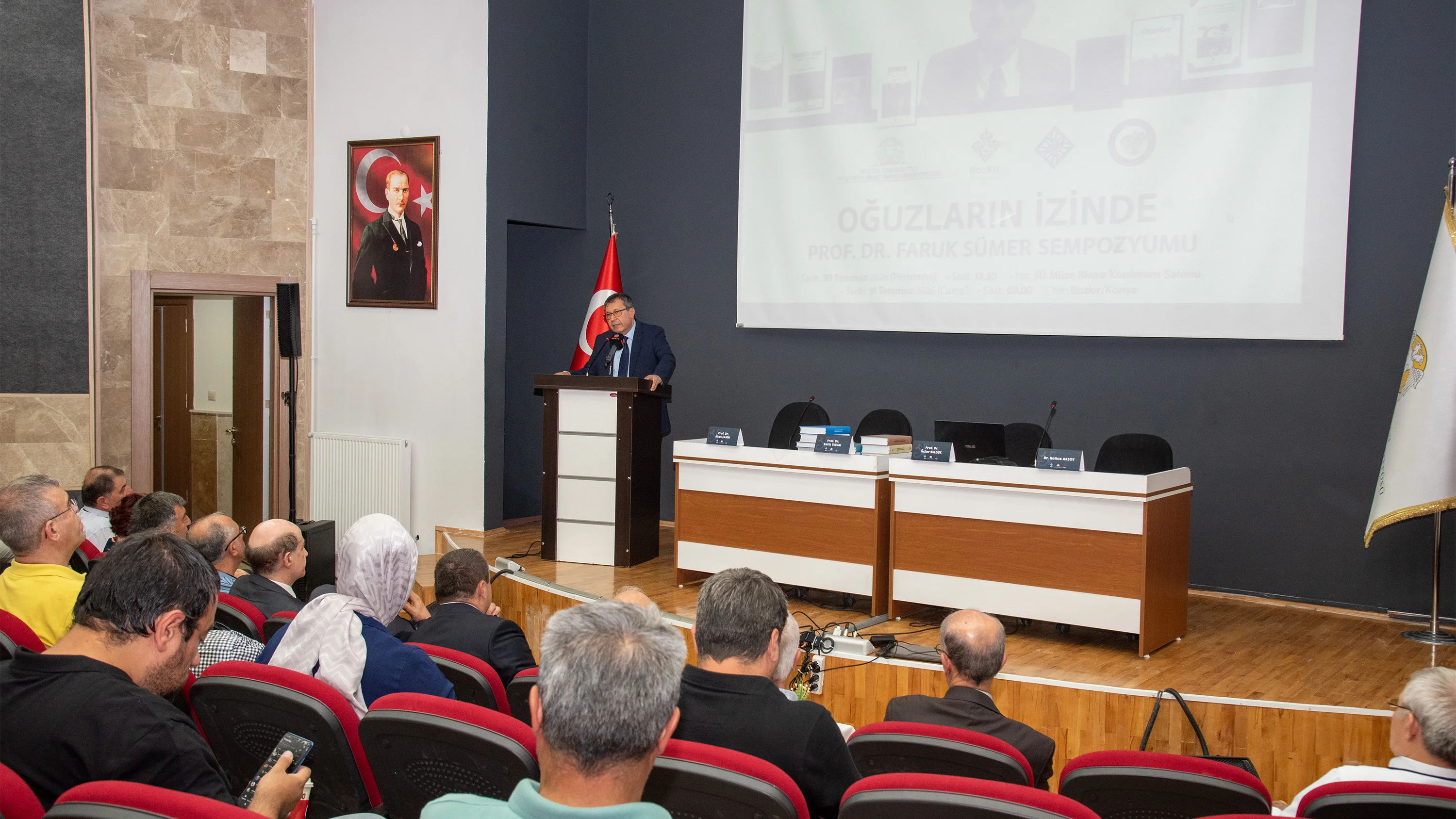 Tarihçi Prof. Dr. Faruk Sümer, sempozyumla anıldı